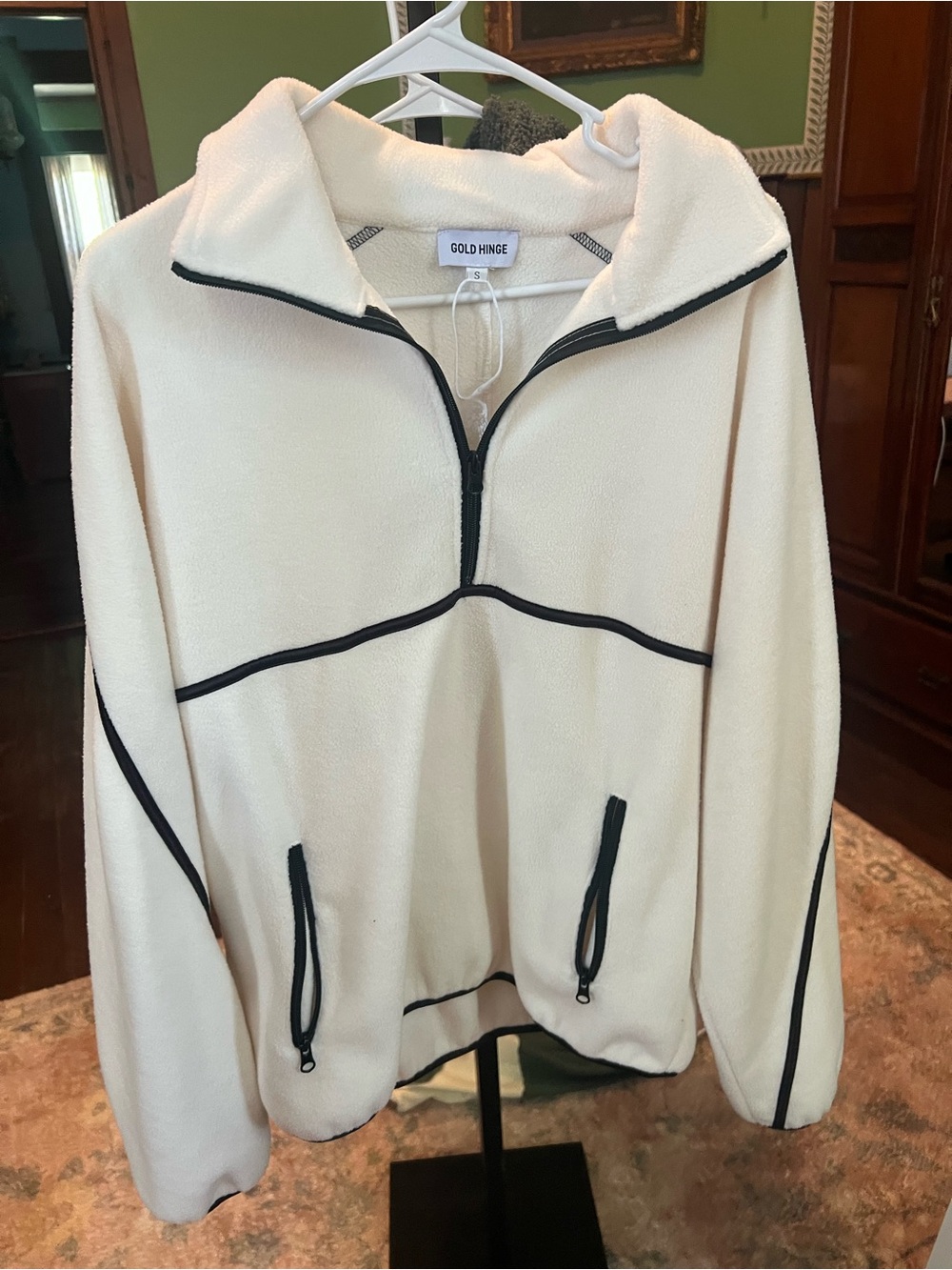 Gold Hinge Women's Cream Half-Zip Fleece Pullover Jacket